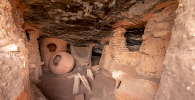 Greniers en série des grottes de Nok, Mamproug, Kouba et Bagou  (T)